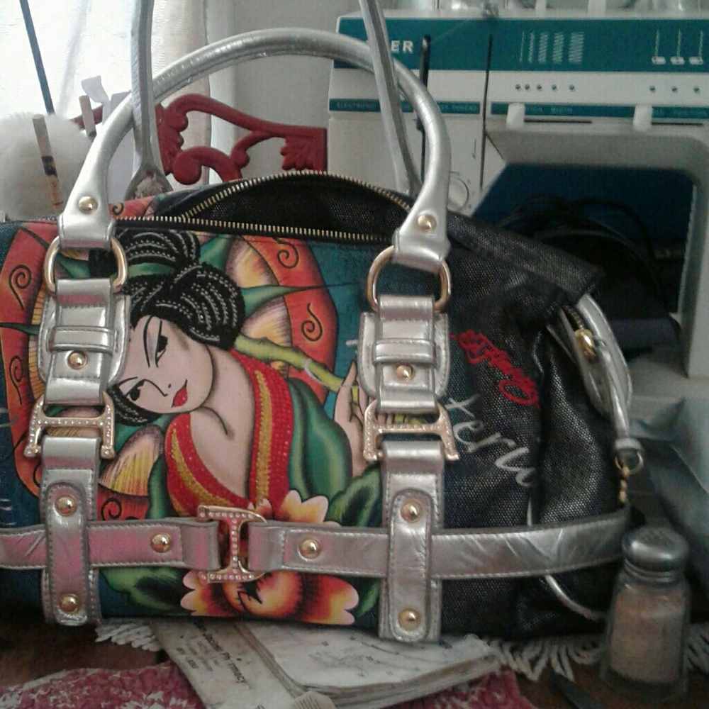 Handbag